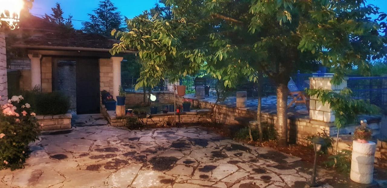Archontiko Zarkada Apartman Monodéndri Kültér fotó
