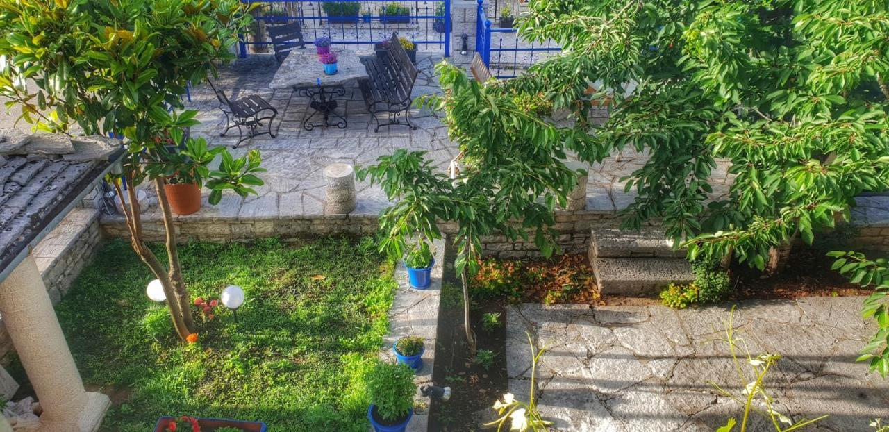 Archontiko Zarkada Apartman Monodéndri Kültér fotó